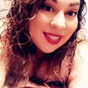 Meet your Posher, Elaine